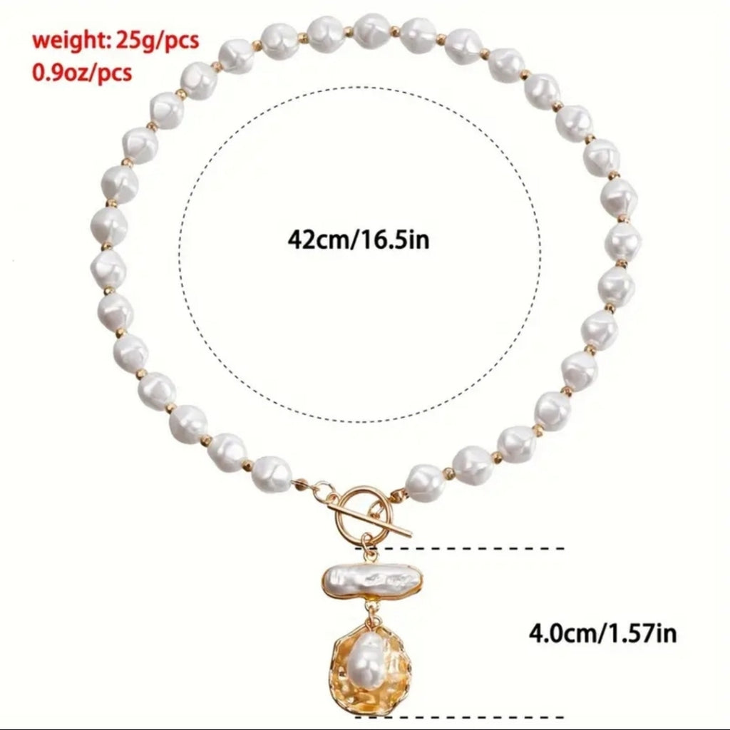 Rhombus Shaped Imitation Pearl Pendant Necklace